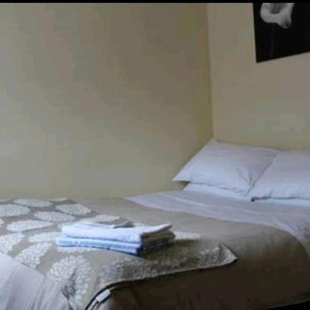John Street Guest House 基尔根尼 外观 照片
